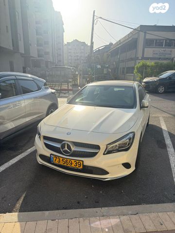 מודעת רכב מרצדס-בנץ C-class