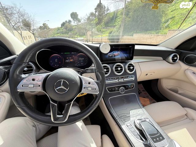 מודעת רכב מרצדס-בנץ C-class