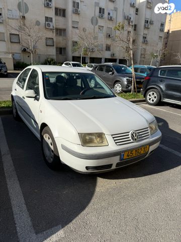 מודעת רכב פולקסווגן בורה