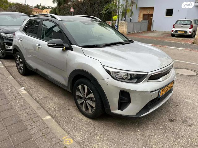 מודעת רכב קיה סטוניק