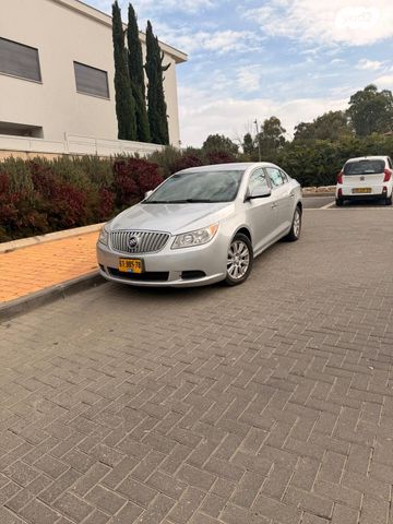 מודעת רכב ביואיק לה-קרוס