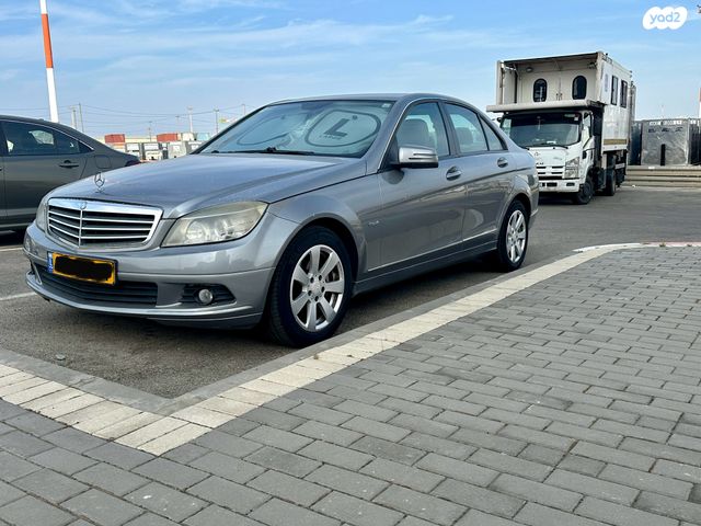 מודעת רכב מרצדס-בנץ C-class