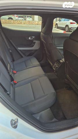 מודעת רכב פולסטאר 2