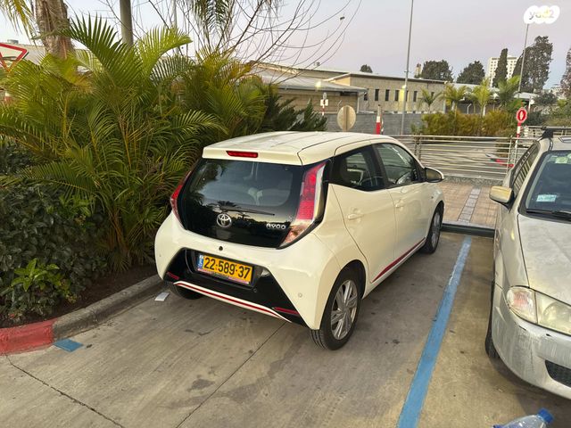 מודעת רכב טויוטה אייגו