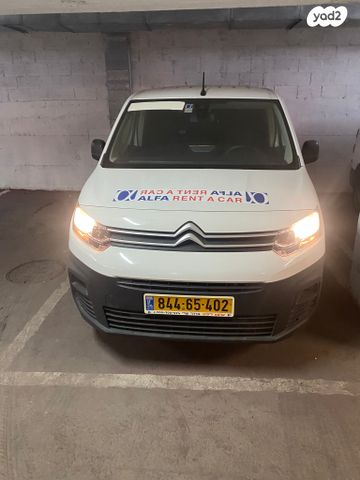 מודעת רכב סיטרואן ברלינגו