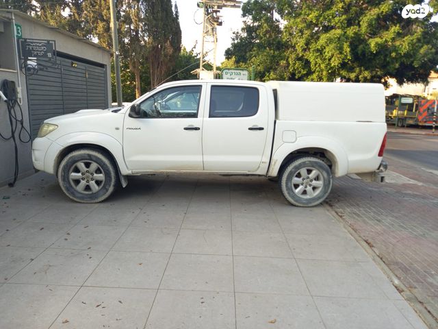 מודעת רכב טויוטה היילקס