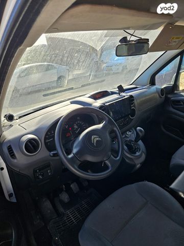 מודעת רכב סיטרואן ברלינגו