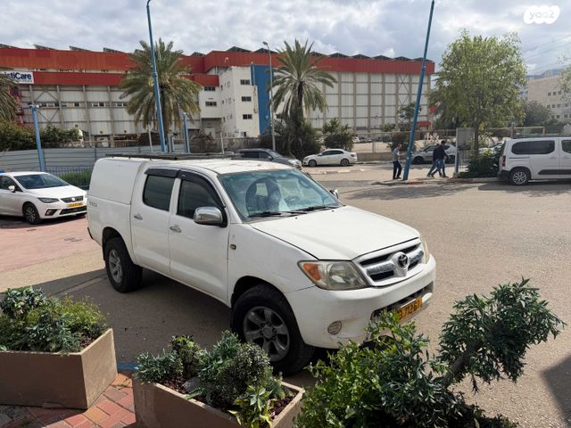 מודעת רכב טויוטה היילקס