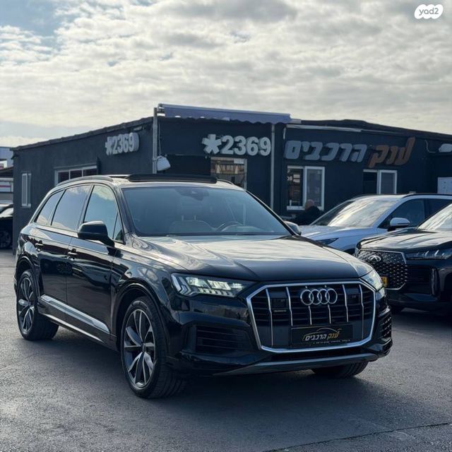 מודעת רכב אאודי Q7