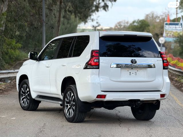 מודעת רכב טויוטה לנד קרוזר 1