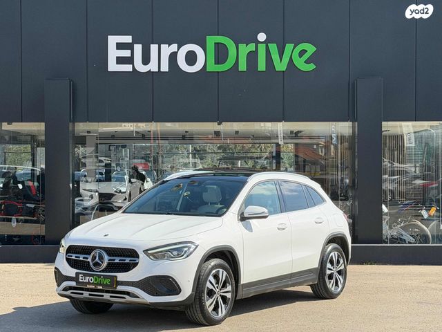 מודעת רכב מרצדס-בנץ GLA