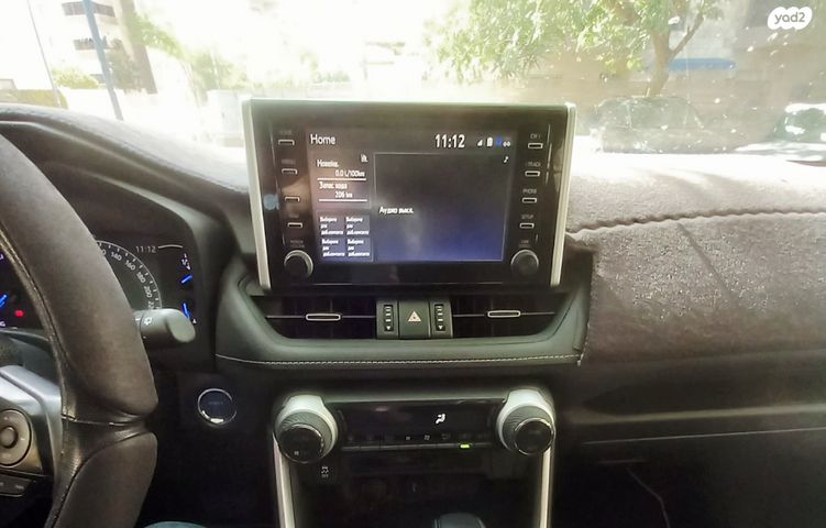 מודעת רכב טויוטה RAV4