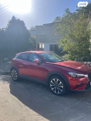 מודעת רכב מאזדה CX-3