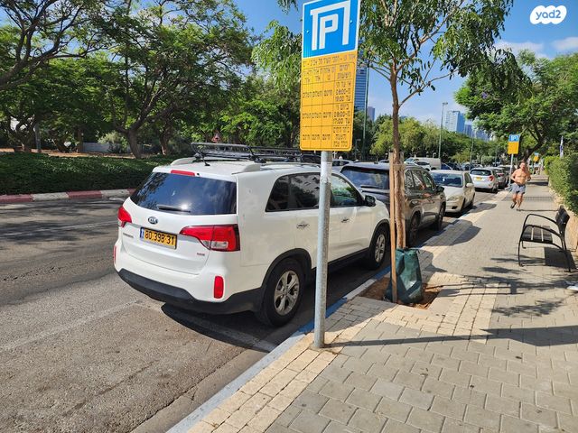 מודעת רכב קיה סורנטו