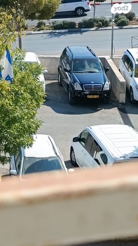 מודעת רכב סאנגיונג רקסטון