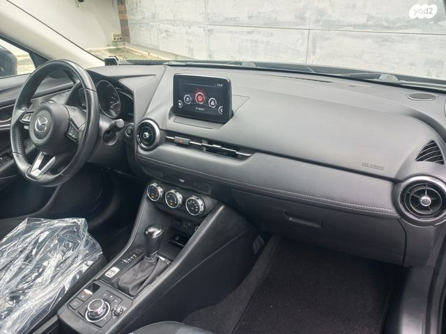 מודעת רכב מאזדה CX-3