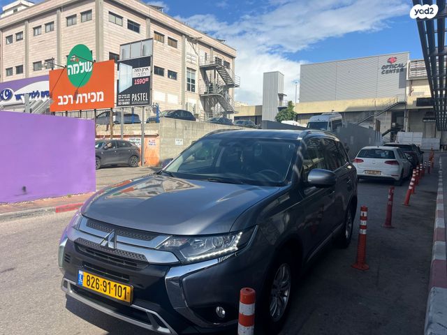 מודעת רכב מיצובישי אאוטלנדר 1