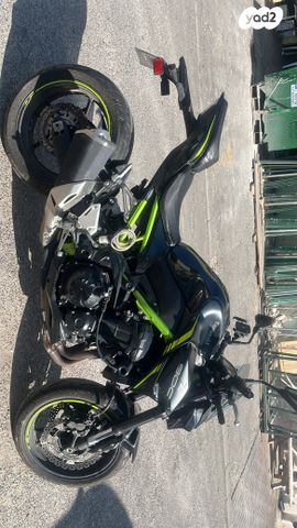 מודעת רכב קאוואסאקי Z900