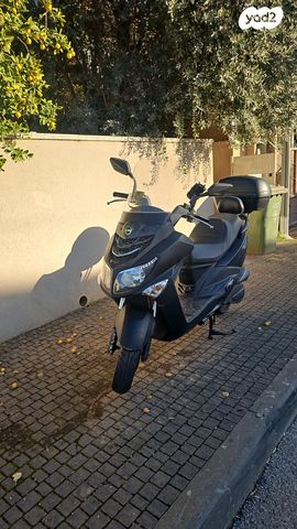 מודעת רכב סאן יאנג ג'וי רייד 200