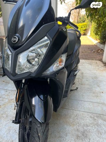 מודעת רכב סאן יאנג Jet 4 RX