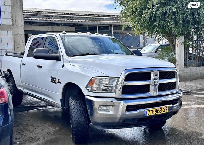 מודעת רכב דודג'