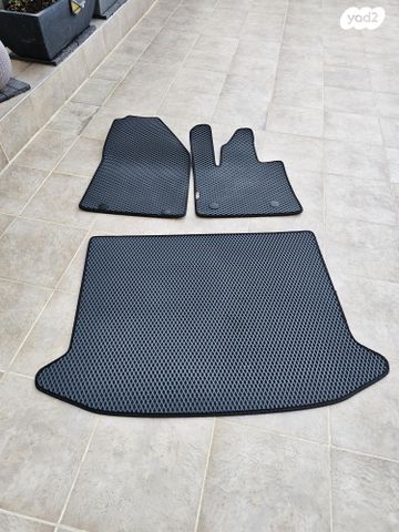 feedItemObj.data.row_1