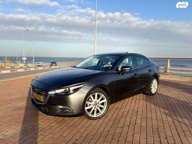 מודעת רכב מאזדה 3
