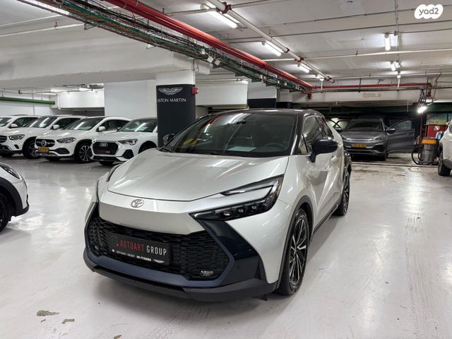 מודעת רכב טויוטה C-HR