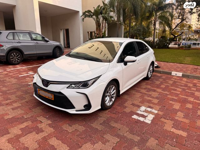 מודעת רכב טויוטה קורולה