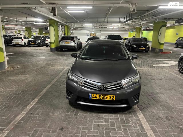 מודעת רכב טויוטה קורולה