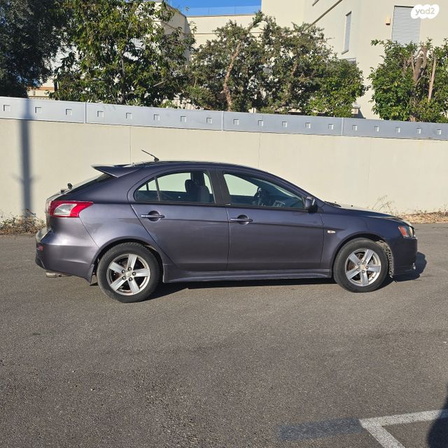 מודעת רכב מיצובישי לנסר