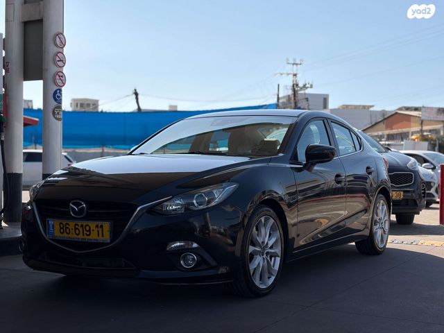 מודעת רכב מאזדה 3