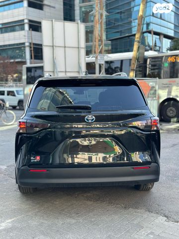 מודעת רכב טויוטה סיינה