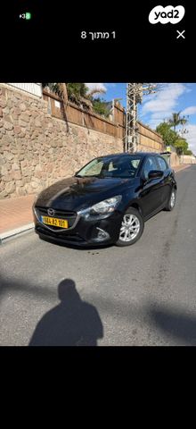 מודעת רכב מאזדה 2
