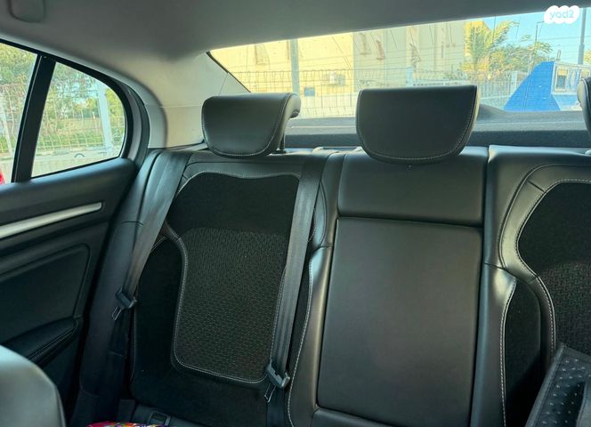 מודעת רכב רנו מגאן