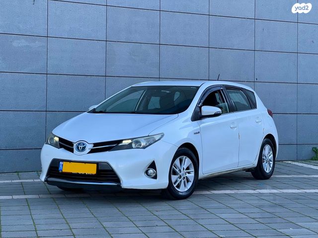 מודעת רכב טויוטה אוריס