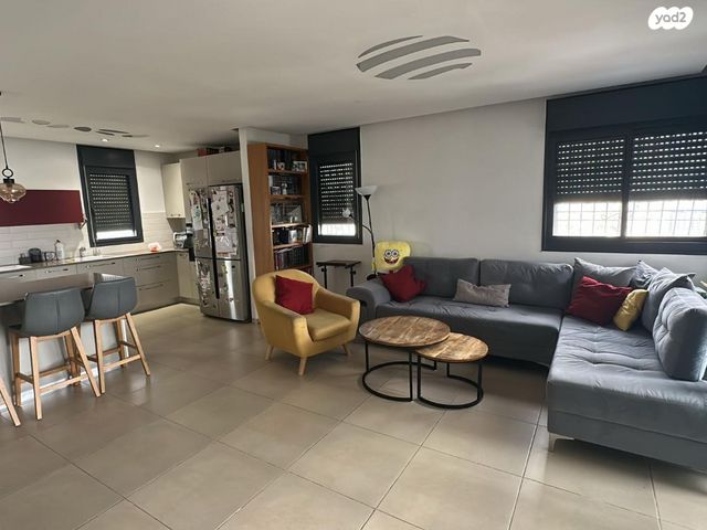 הרב ישעיהו משורר 18