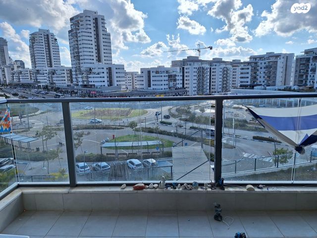 אסתר המלכה 7