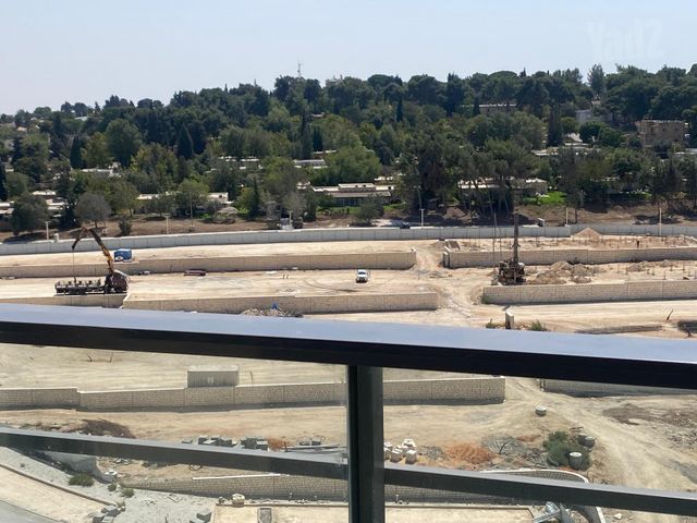 דירה למכירה בירושלים — 3