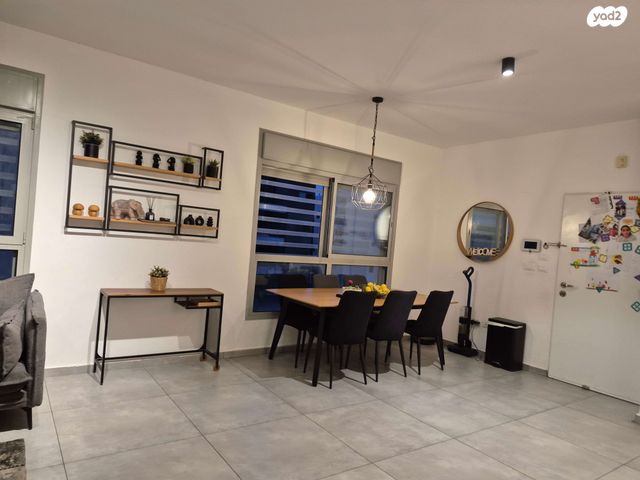 אבן גבירול 40