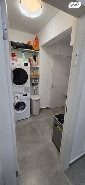 דליה רביקוביץ 16