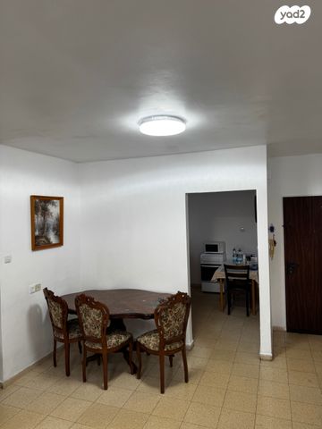 אריה מוצקין 29