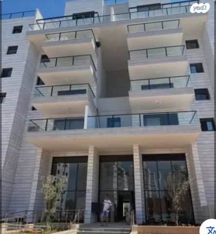 דבורה עומר 4