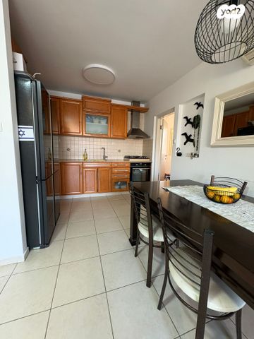 שדרות ששת הימים 30