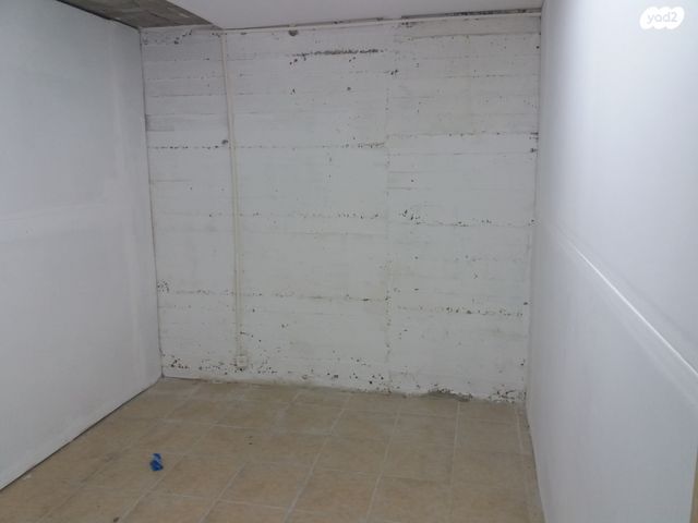 יוסף חכמי 43