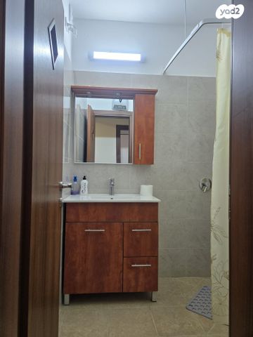 שדרות עמק חפר 27