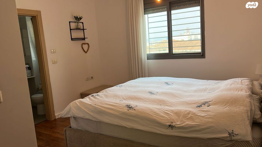 אהוד מנור 19