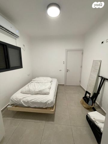 האלוף נחמיה תמרי 12