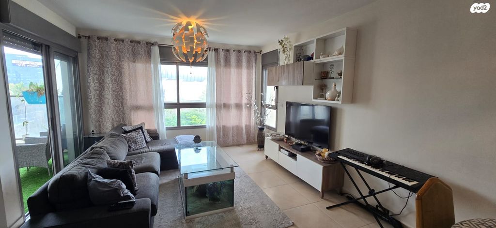 יאיר רוזנבלום 22