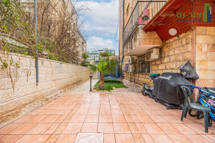 דירת גן למכירה בירושלים (תיווך) — 2